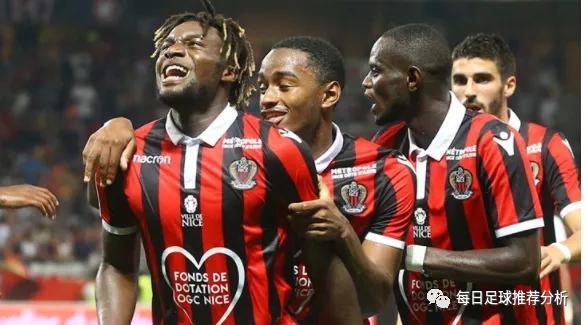  斯特拉斯堡绝杀进球因越位被判无效  